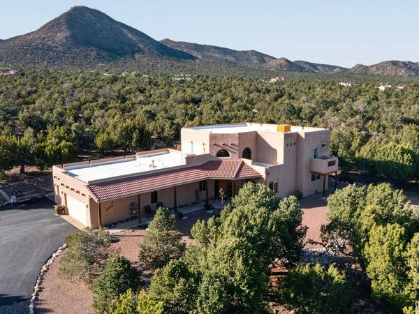 7 Pinon Grande, Edgewood, NM 87015