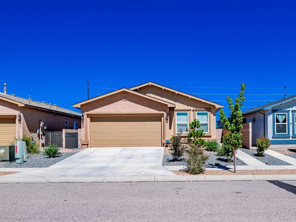 240 Rio Chama Circle SW, Los Lunas, NM 87031