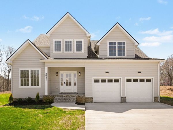 2031 Eagles Bluff Dr , Pleasant View, TN 37146