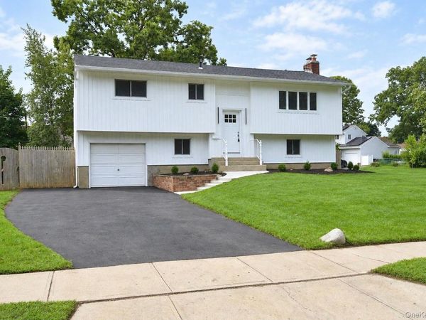 41 Bethany Drive, Commack, NY 11725