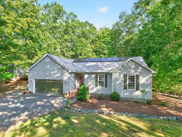 32 WOODLAWN DR , Palmyra, VA 22963