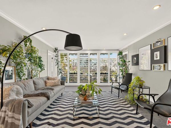 289 S Barrington Avenue, Unit A308, Los Angeles, CA 90049