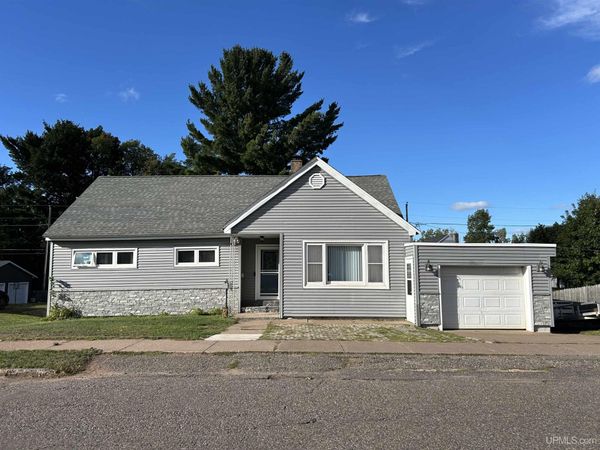 745 Wabash Street, Ishpeming, MI 49849