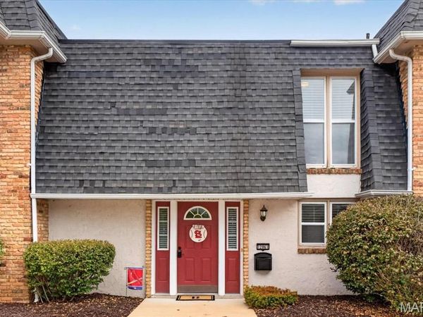 12861 Town And Four Drive, Unit 12861, Creve Coeur, MO 63141