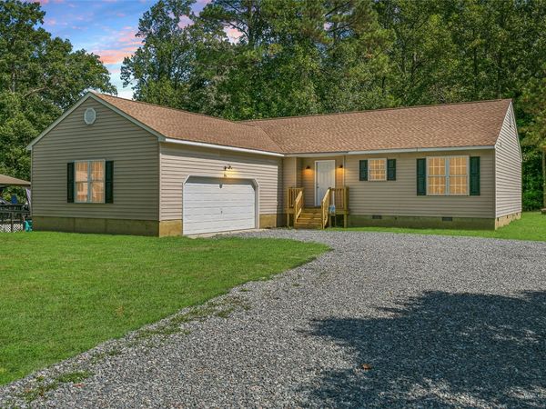 3313 Chickahominy Road , Toano, VA 23168