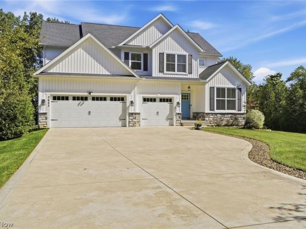 3653 Avondale Road , Woodmere, OH 44122