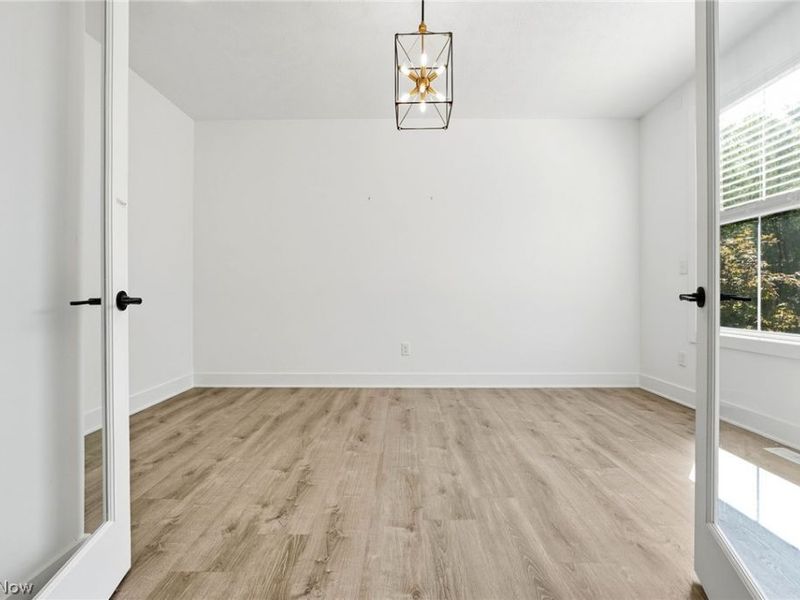 3653 Avondale Road, Woodmere, OH 44122 Photo 11