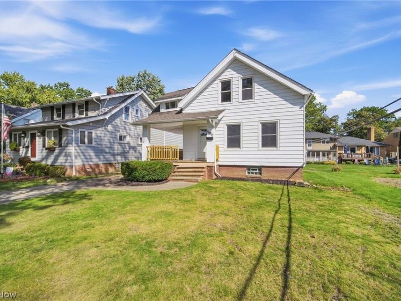 16200 Ernadale Avenue, Cleveland, OH 44111 Photo 2
