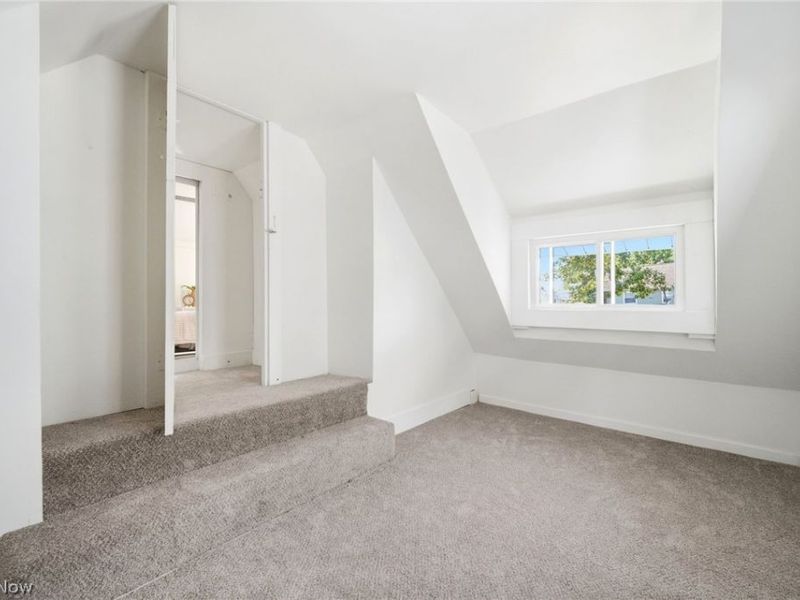 16200 Ernadale Avenue, Cleveland, OH 44111 Photo 24