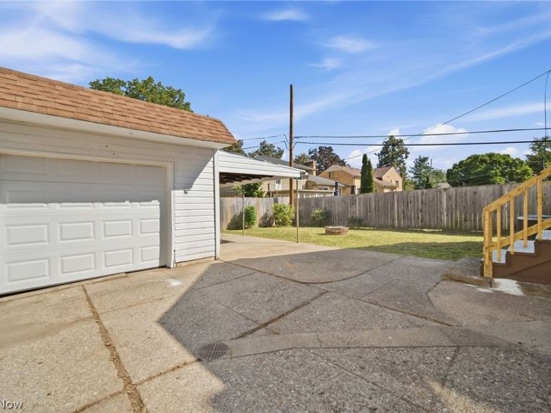 16200 Ernadale Avenue, Cleveland, OH 44111 Photo 37
