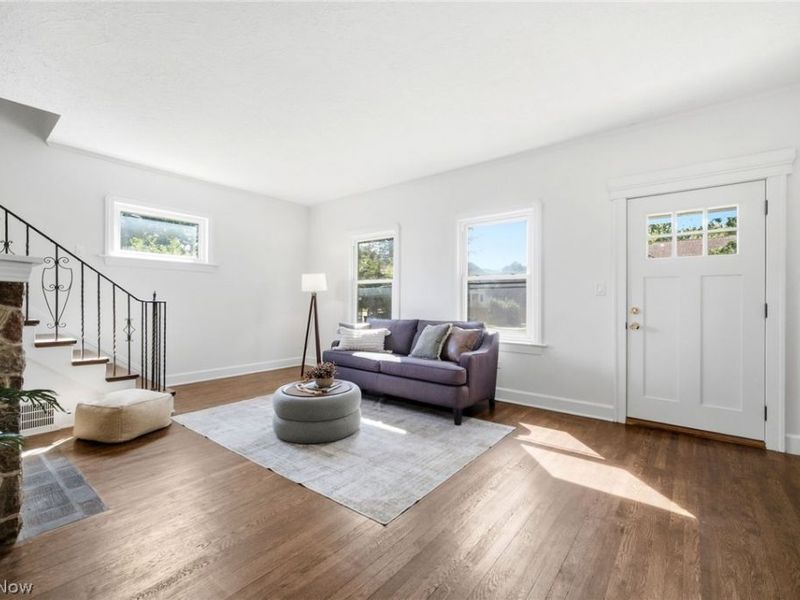 16200 Ernadale Avenue, Cleveland, OH 44111 Photo 4
