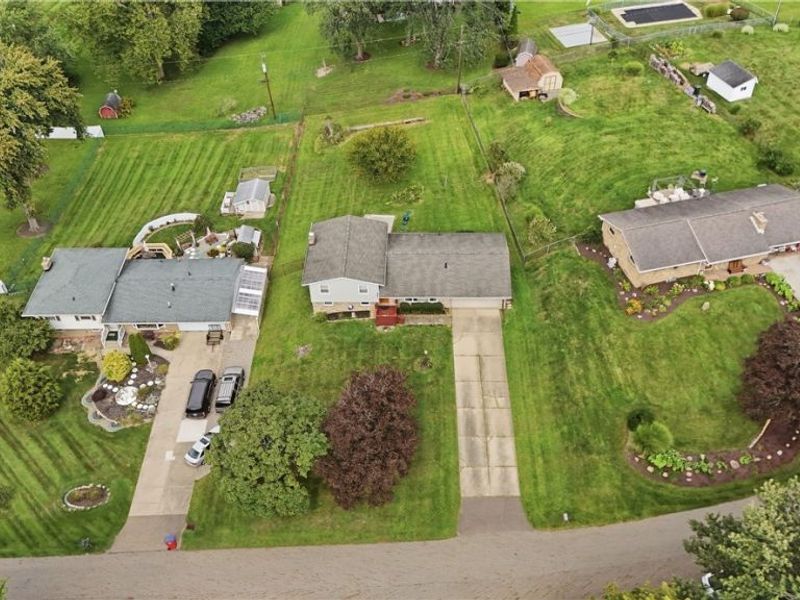 3707 Dauphin Drive NE, Canton, OH 44721 Photo 28