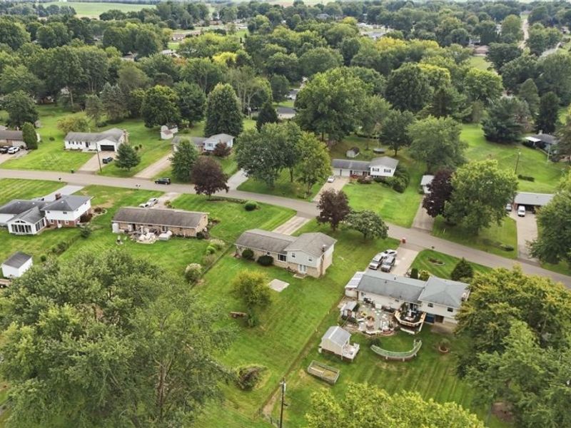 3707 Dauphin Drive NE, Canton, OH 44721 Photo 32