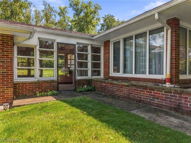 5738 Griffith Avenue NW, North Canton, OH 44720 Photo 5