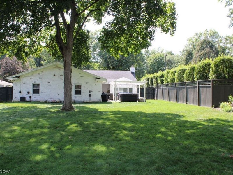 851 Mentor Road, Akron, OH 44303 Photo 34