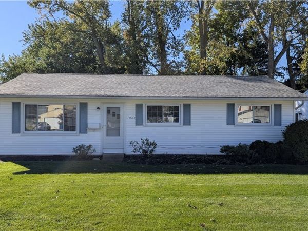 7502 Goldenrod Drive, Mentor on the Lake, OH 44060