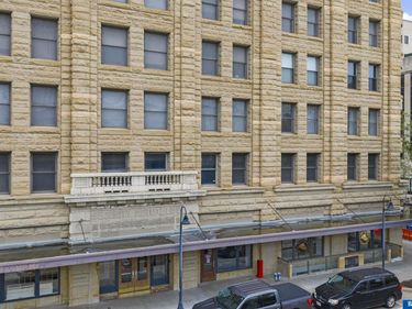 100 N 12Th Street, Unit 901, Lincoln, NE 68508