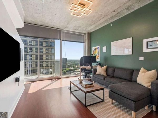 400 W Peachtree Street NW, Unit 2712, Atlanta, GA 30308