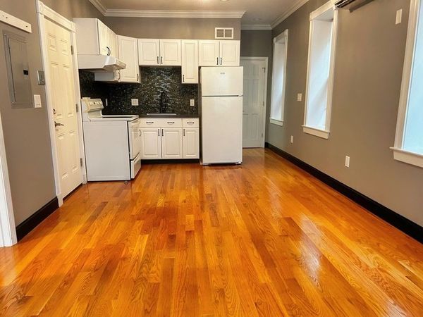 63 Frankfort, Unit 2F, Boston, MA 02128