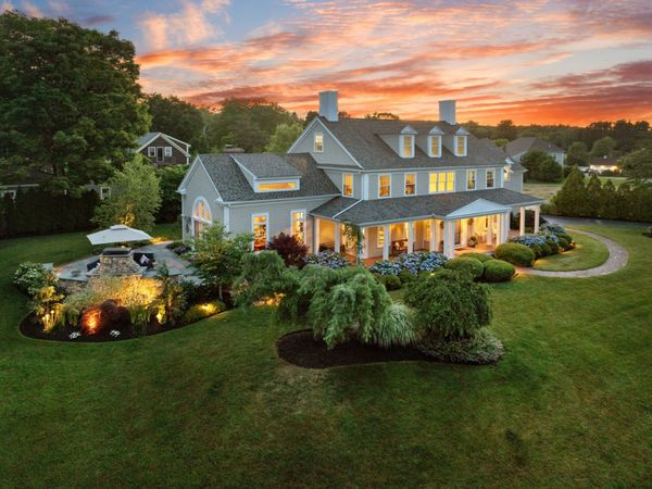 35 Old Shipyard Lane, Hanover, MA 02339