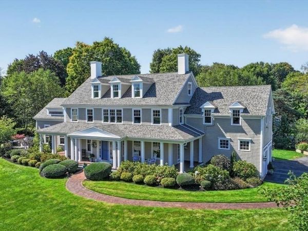 35 Old Shipyard Lane, Hanover, MA 02339