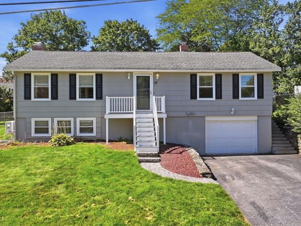27 Aldea Ave, Dudley, MA 01571