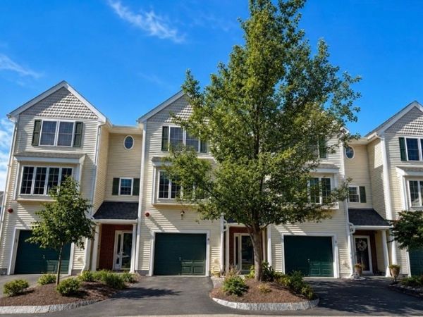 24 Groveland Commons Way, Unit 24, Groveland, MA 01834