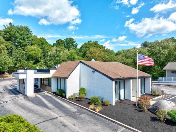 37 Whiting St, Hingham, MA 02043