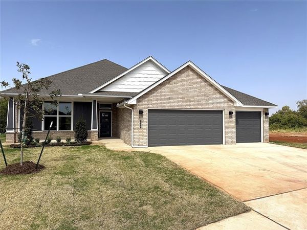 14209 Upper Village Drive, Piedmont, OK 73078