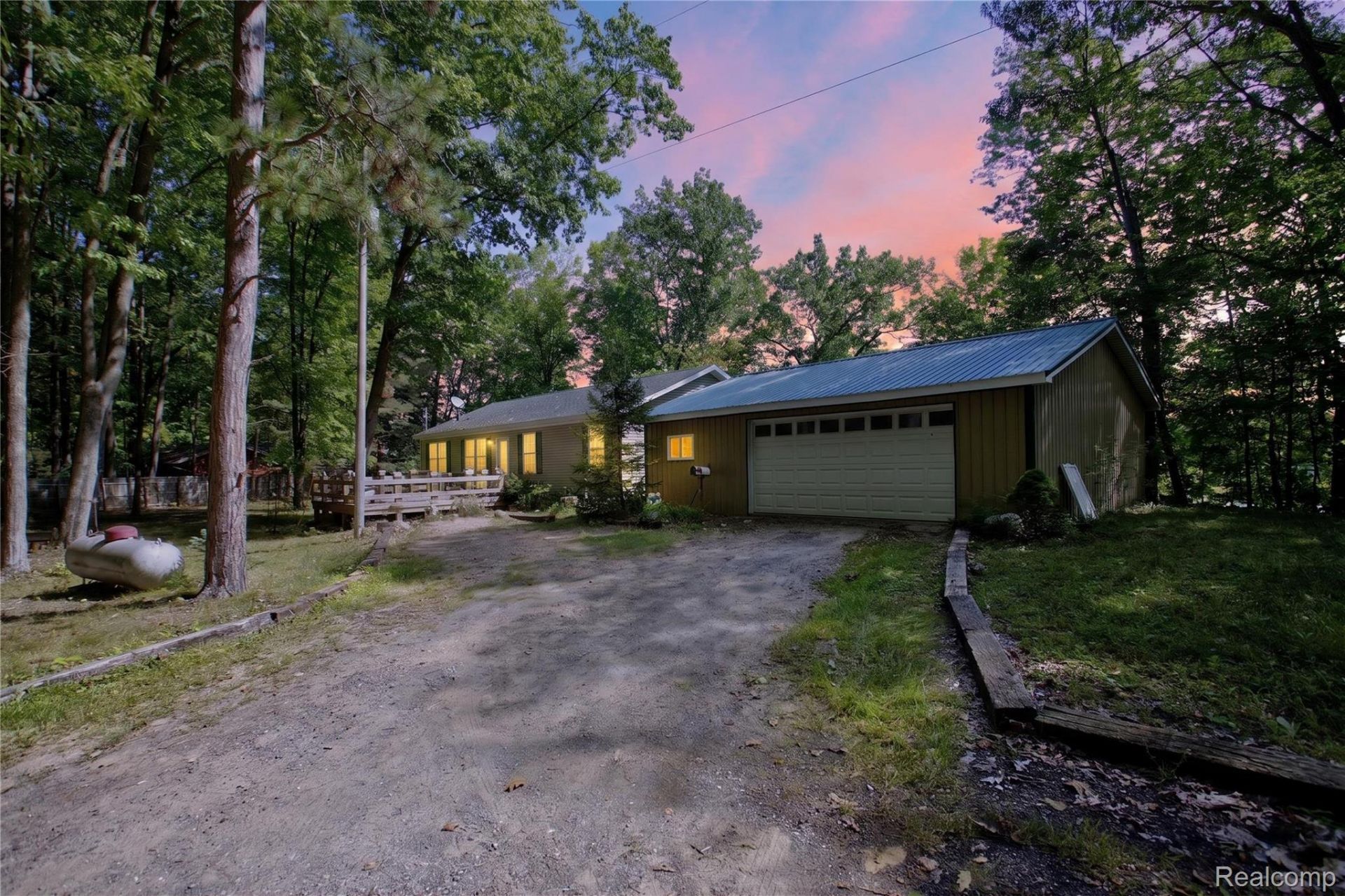 5994 N Lake Sanford Road, Edenville Township, Mi 48657 Main Photo