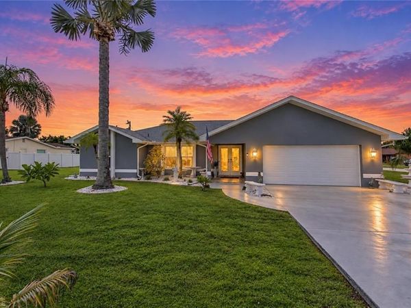 514 SE 34th TER , CAPE CORAL, FL 33904