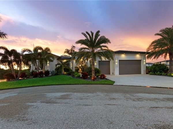 2939 SW 28th LN , CAPE CORAL, FL 33914