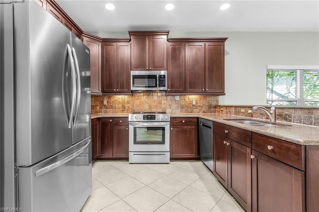 2229 Cape Heather Cir, Cape Coral, FL 33991 Photo