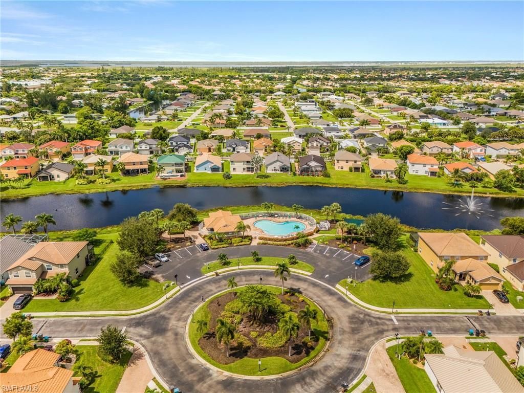 2229 Cape Heather Cir, Cape Coral, FL 33991 Photo