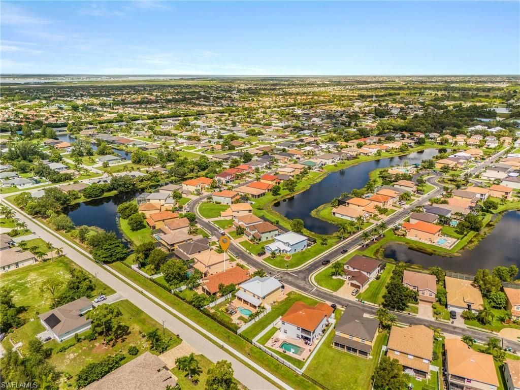 2229 Cape Heather Cir, Cape Coral, FL 33991 Photo
