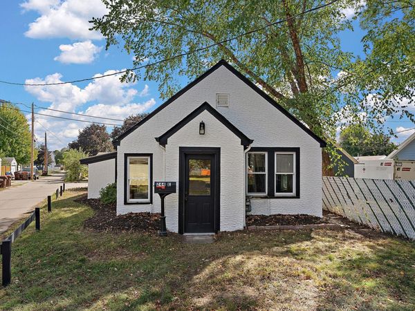244 Dale Street E, South Saint Paul, MN 55075