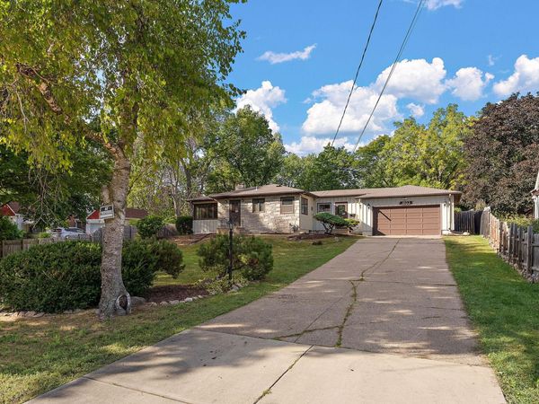 1603 Frost Avenue, Maplewood, MN 55109