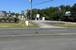 715 N Main Street  photo 4