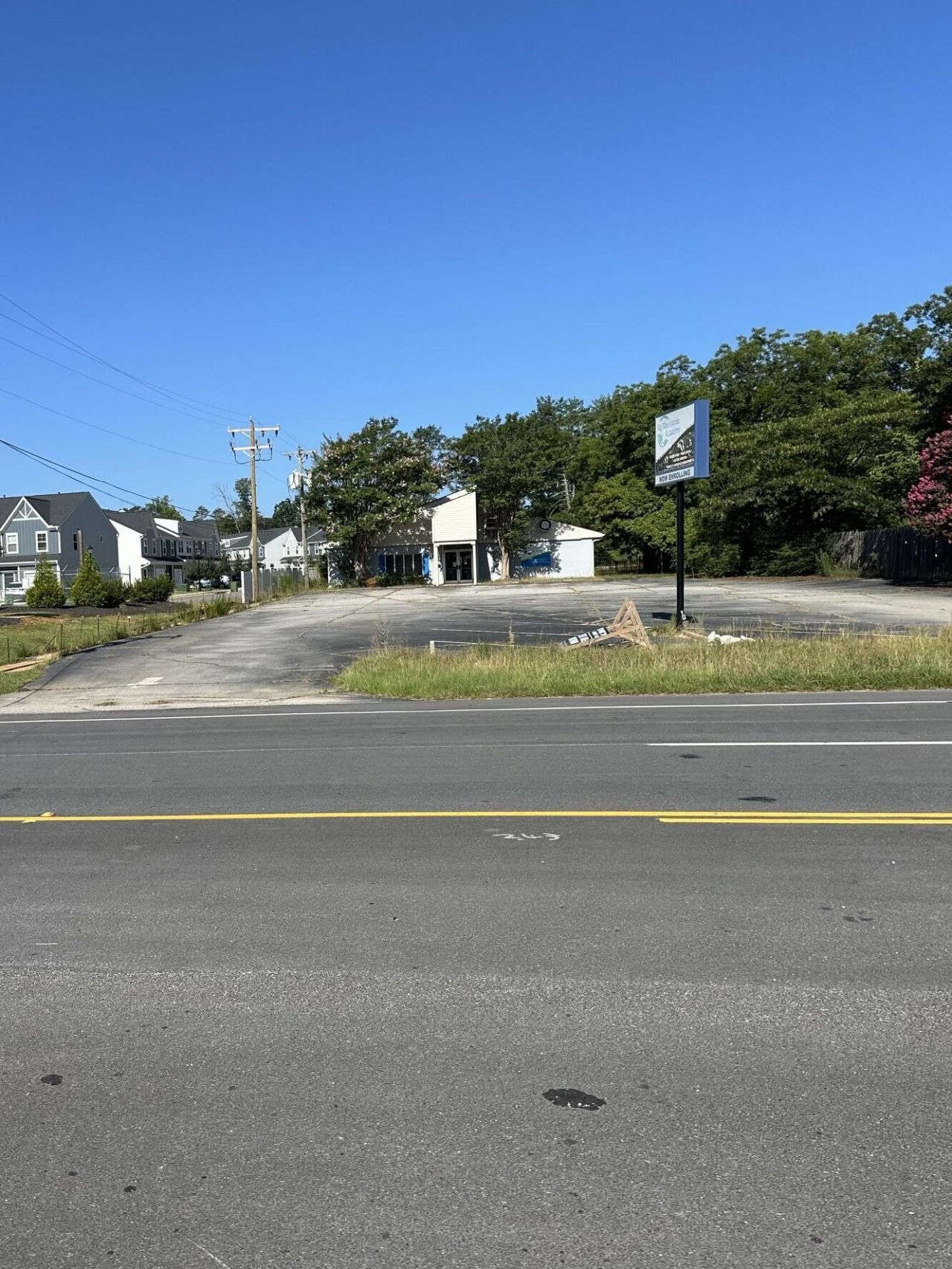 715 N Main Street  Photo 5