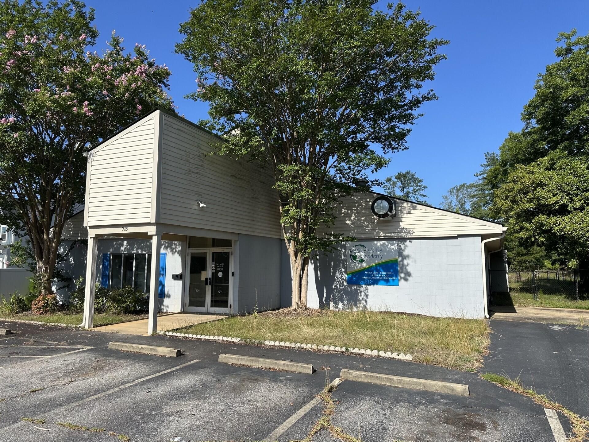 715 N Main Street  Photo 6