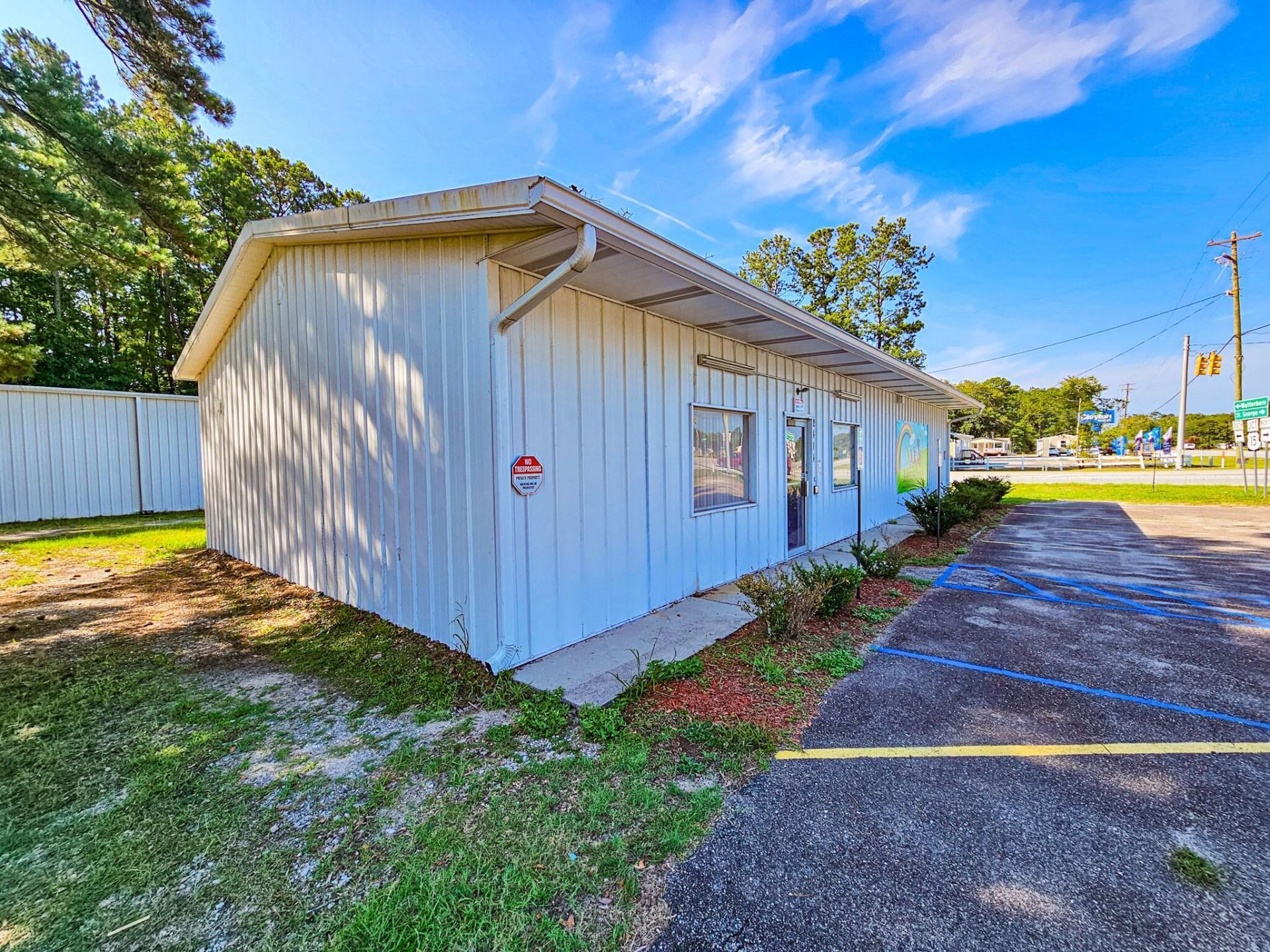 2414 Jefferies Highway  Photo 5