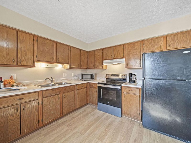 140 Blendon Road, West Jefferson, OH 43162 Photo 11