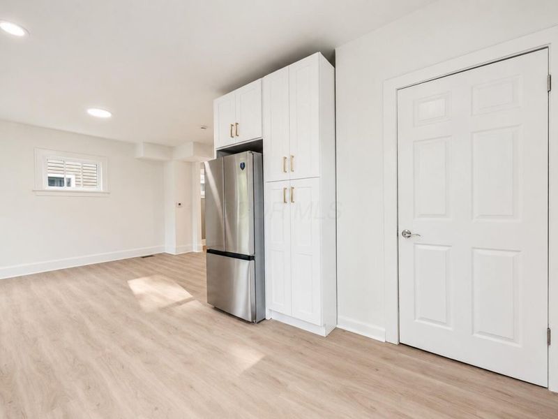1465 Genessee Avenue, Columbus, OH 43211 Photo 17