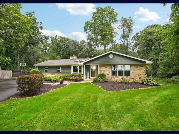 N56W27636 Lisbon ROAD, Sussex, WI 53089
