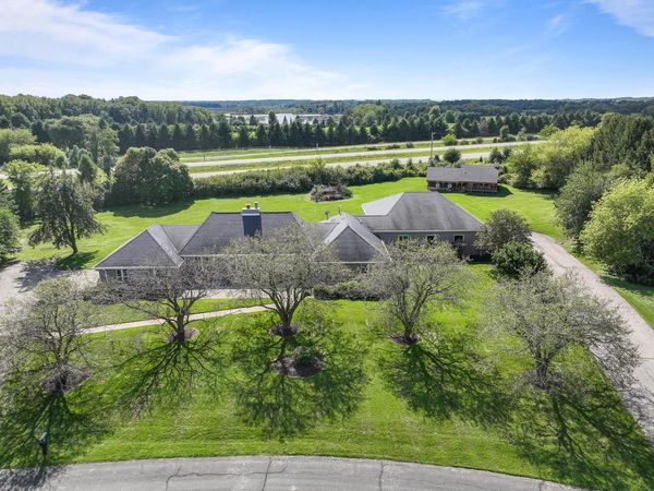 N2195 Beech BOULEVARD, Lake Geneva, WI 53147