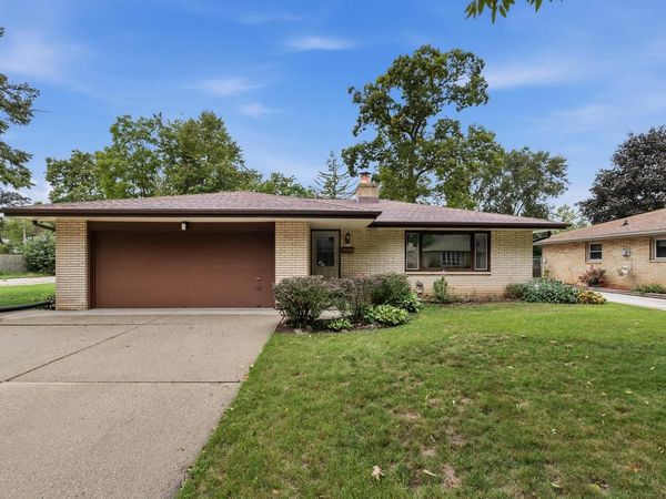 4973 S 19th STREET, Milwaukee, WI 53221