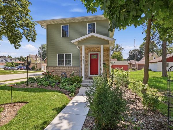 3677 E Carpenter AVENUE, Cudahy, WI 53110
