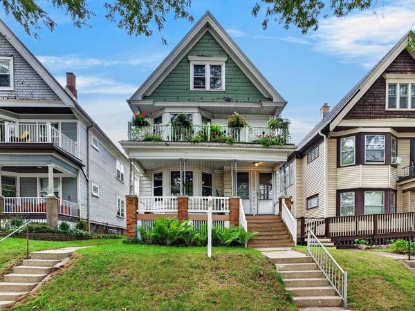 2745 N Humboldt BOULEVARD, Unit 2747, Milwaukee, WI 53212