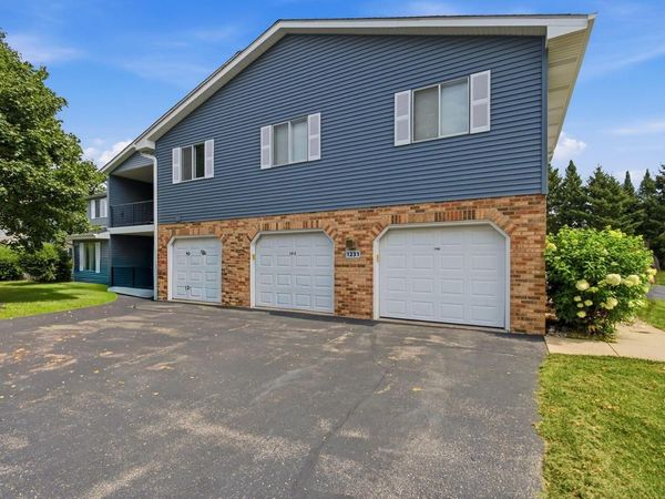 1231 N Sunnyslope DRIVE, Mount Pleasant, WI 53406