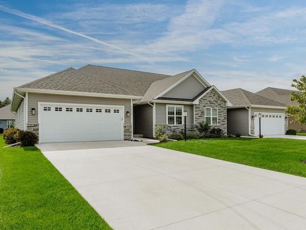 5235 Briarwood CIRCLE, Unit 28, Racine, WI 53402
